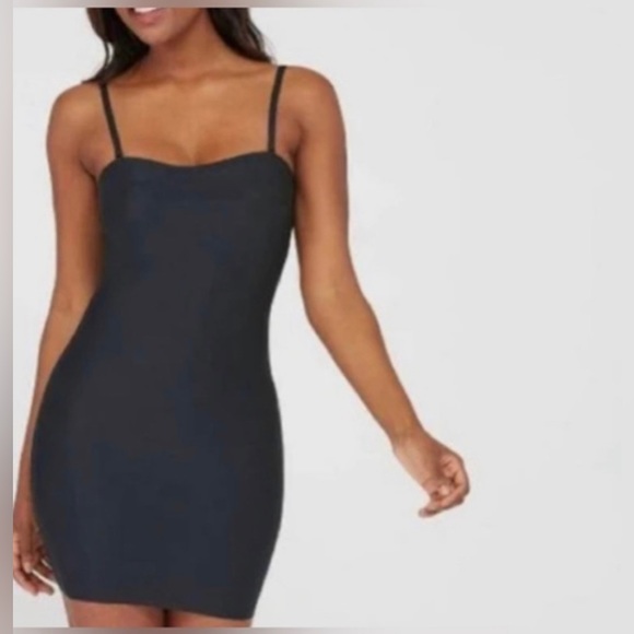 SPANX BUNDLE 3 PC - Picture 2 of 7